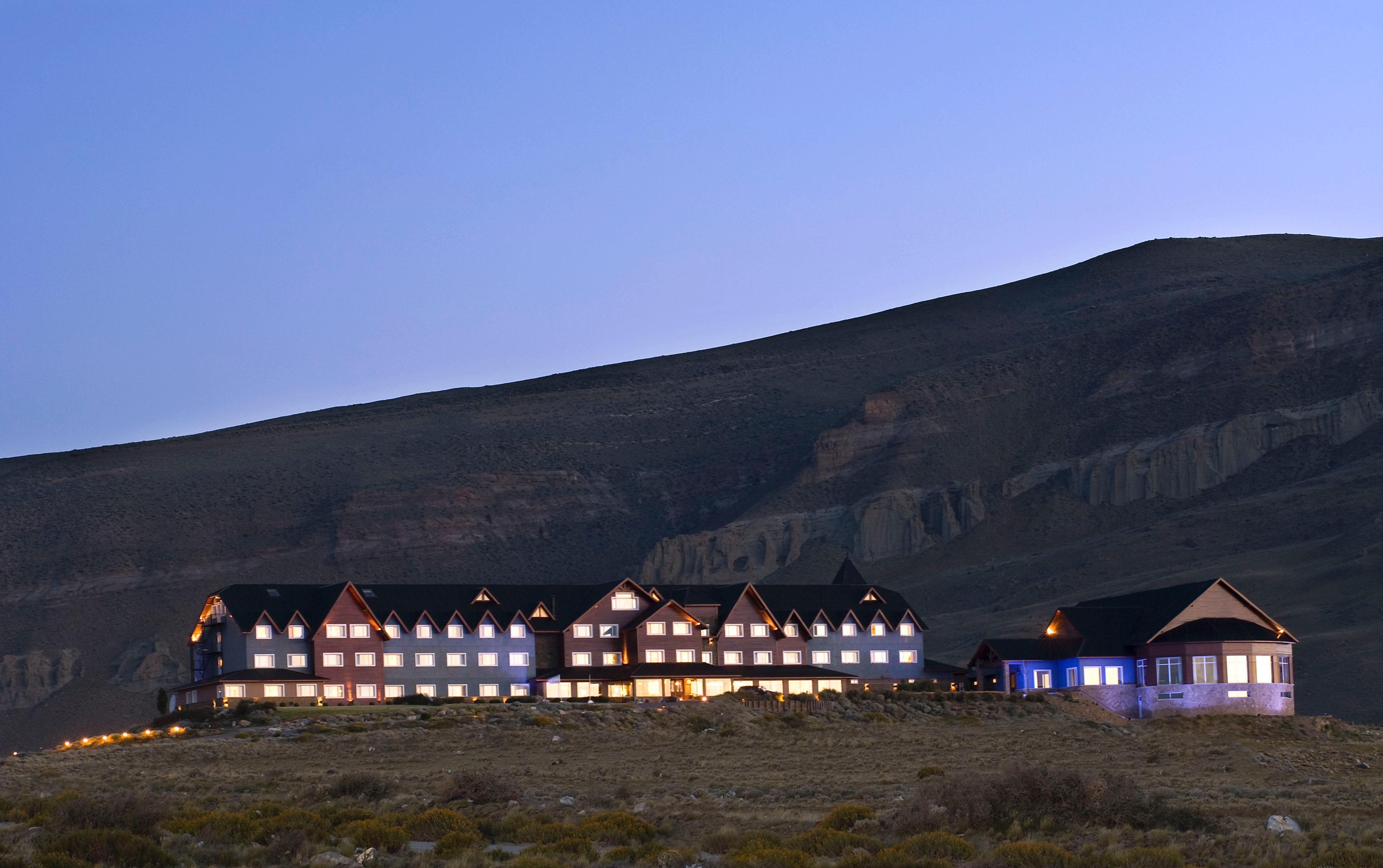 אל קלפטה Alto Calafate Hotel מראה חיצוני תמונה