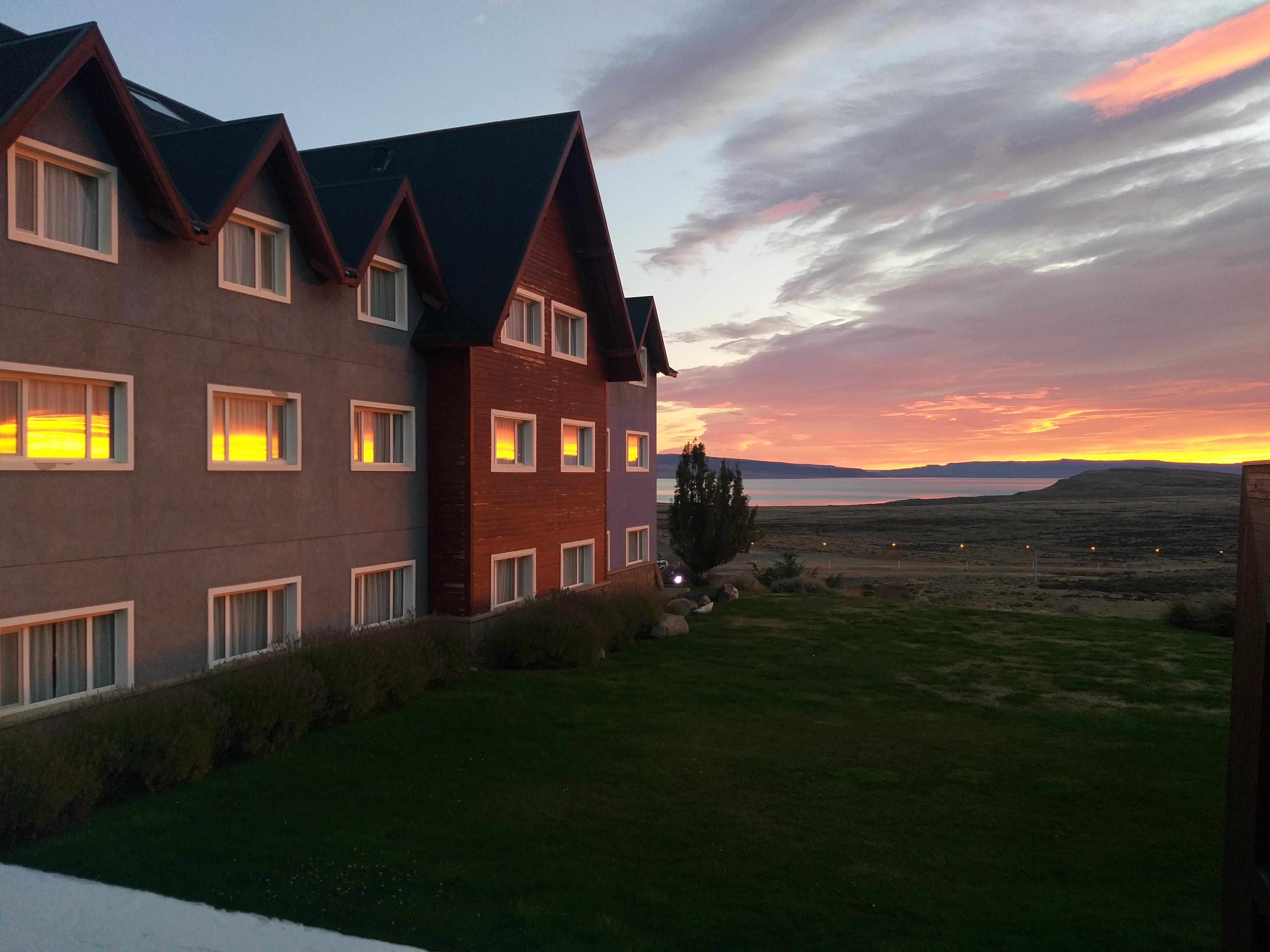 אל קלפטה Alto Calafate Hotel מראה חיצוני תמונה