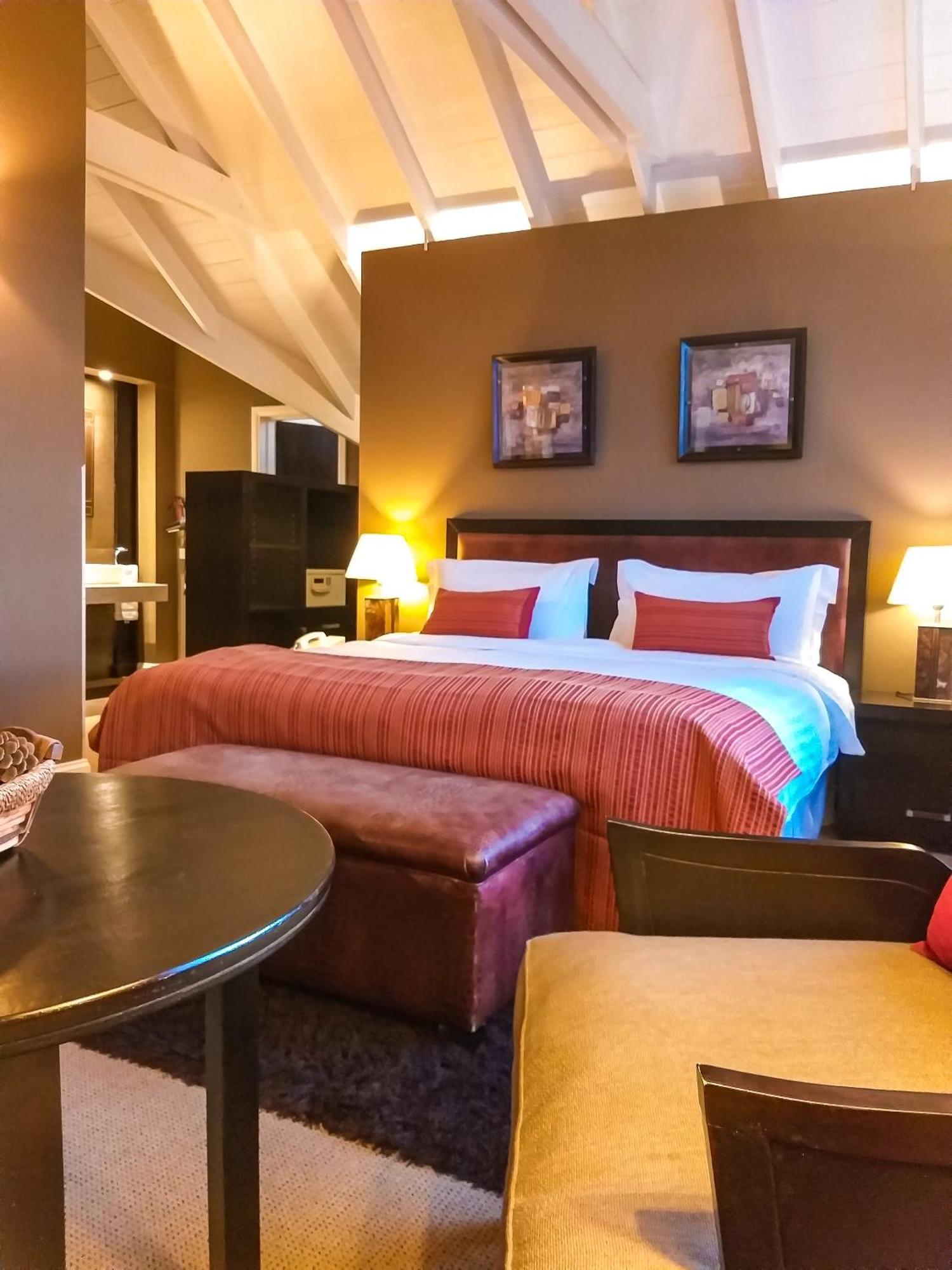 אל קלפטה Alto Calafate Hotel מראה חיצוני תמונה